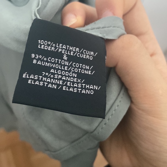 Leather jacket - Picture 3 of 3